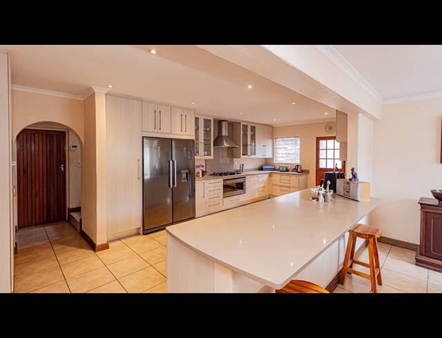 4 BEDROOM FREESTANDING FOR SALE IN BOSKRUIN